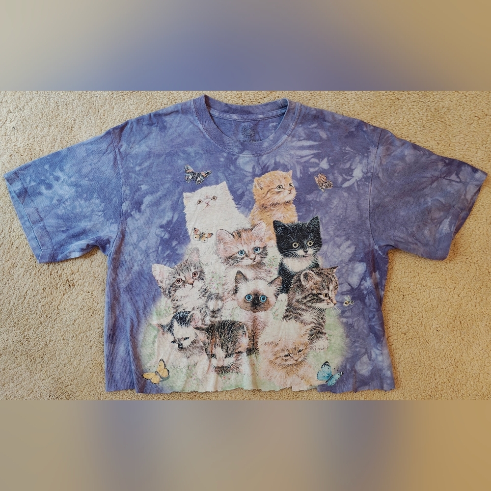 Vintage The Mountain 10 Kittens Tie Dye Graphic Crop T-shirt.